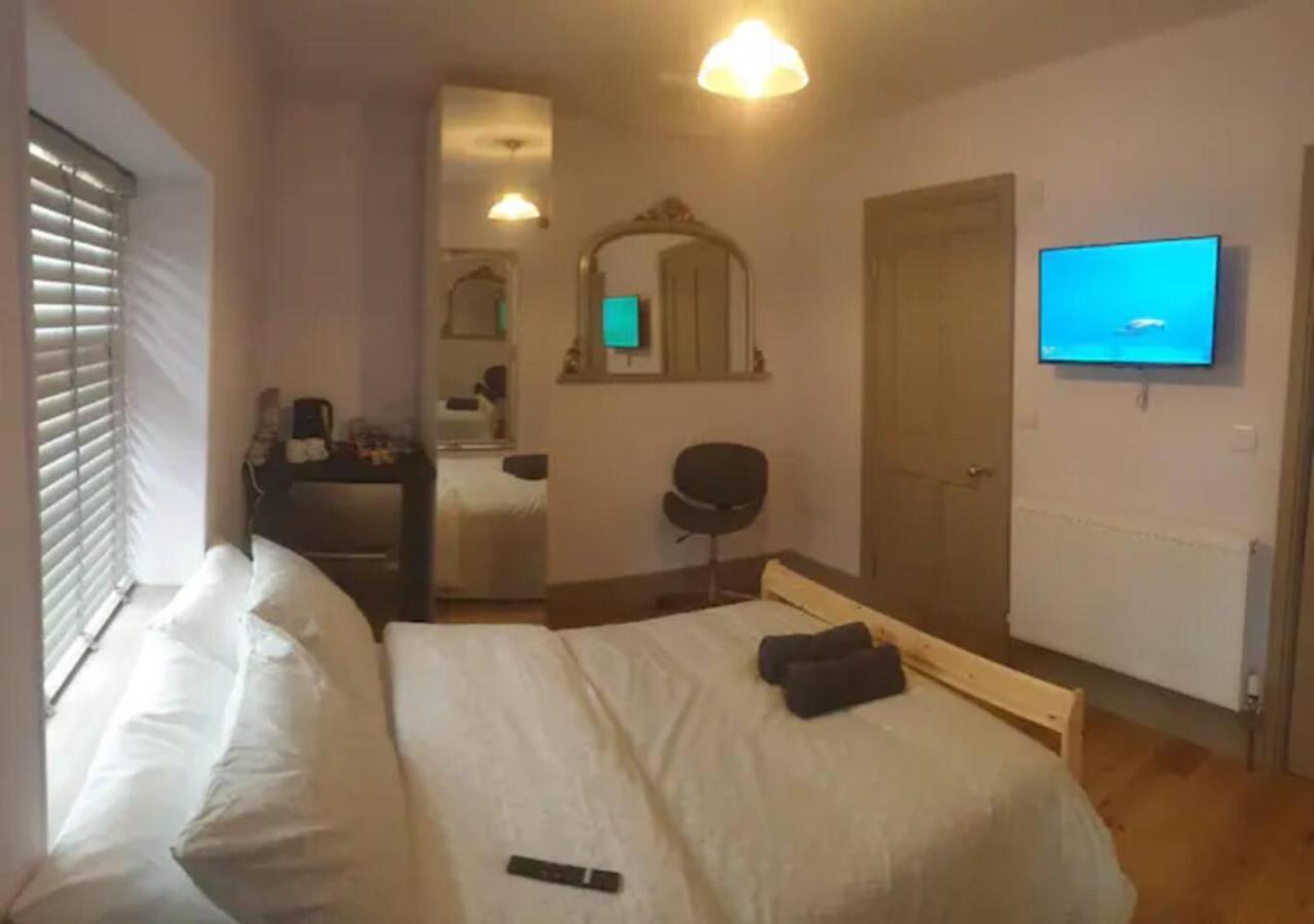 بيرنلي Buck - En-Suite Room In Canalside Guesthouse المظهر الخارجي الصورة